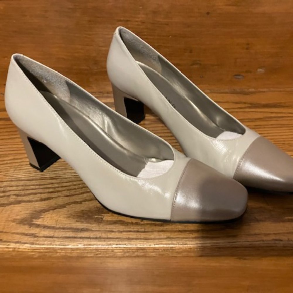 Vintage Bandolino Vintage Taupe Pumps (two tone)  Brand new